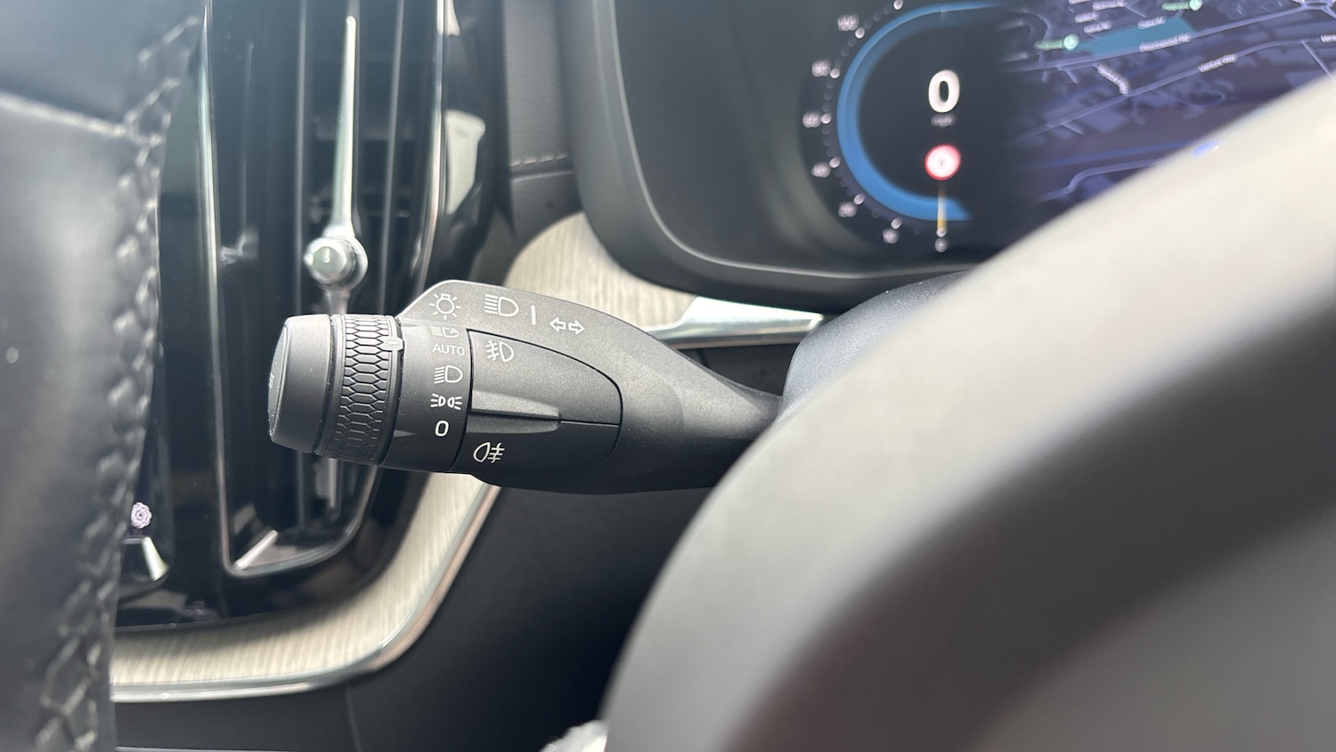 Used Volvo XC60 2023 for sale - 76653268: Photo 18