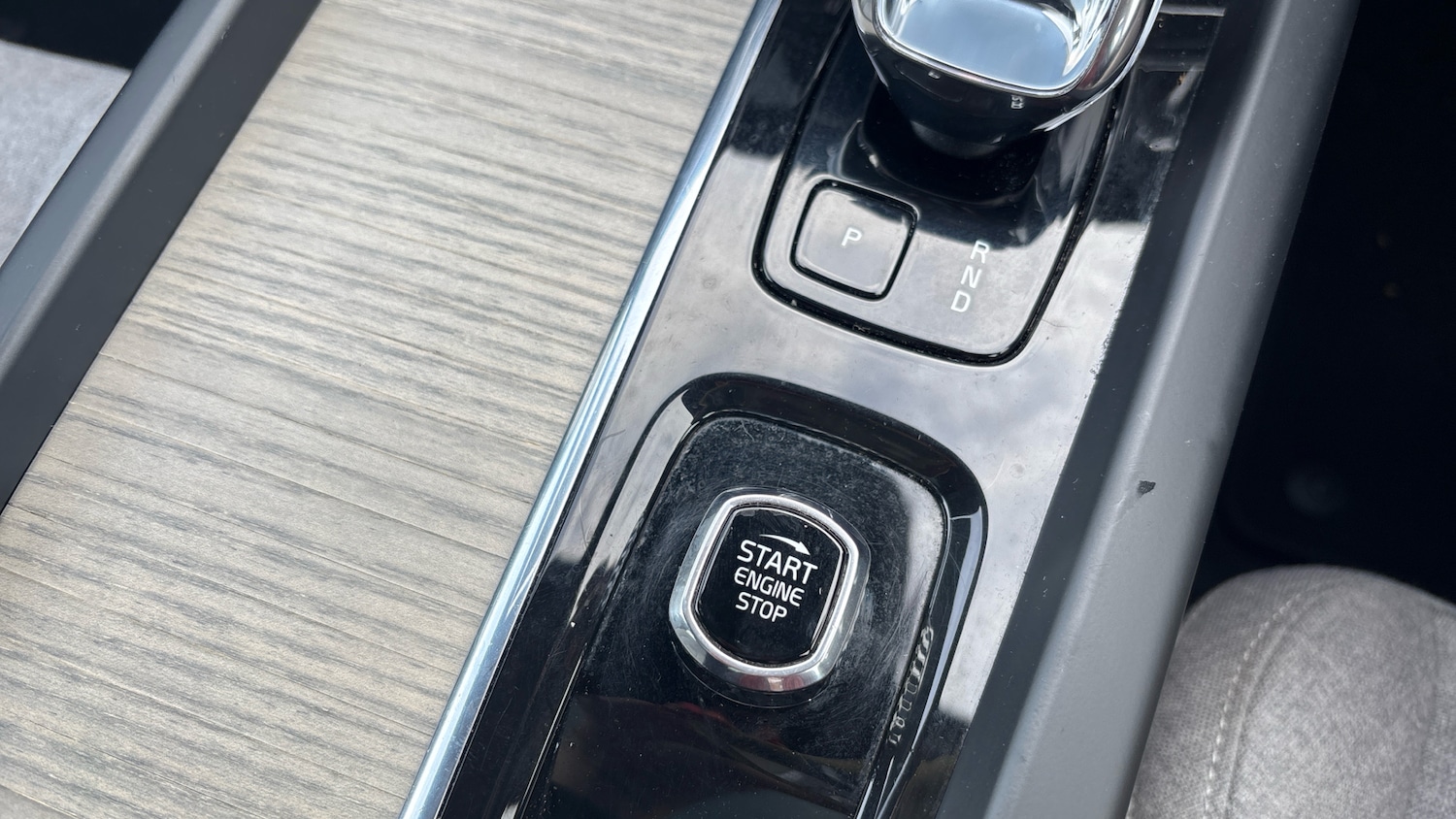 Used Volvo XC60 2023 for sale - 76653268: Photo 25