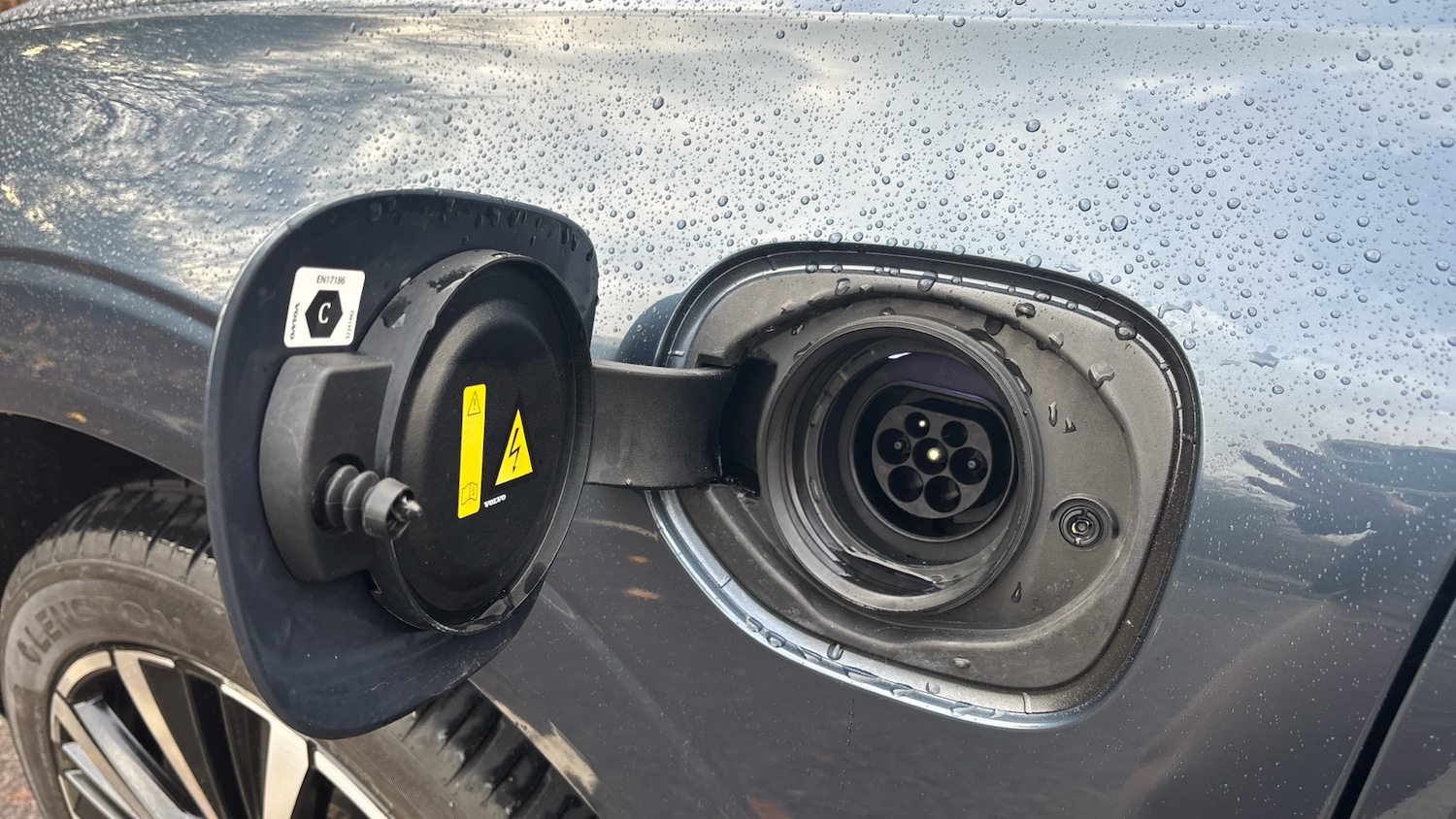 Used Volvo XC60 2023 for sale - 76653268: Photo 35