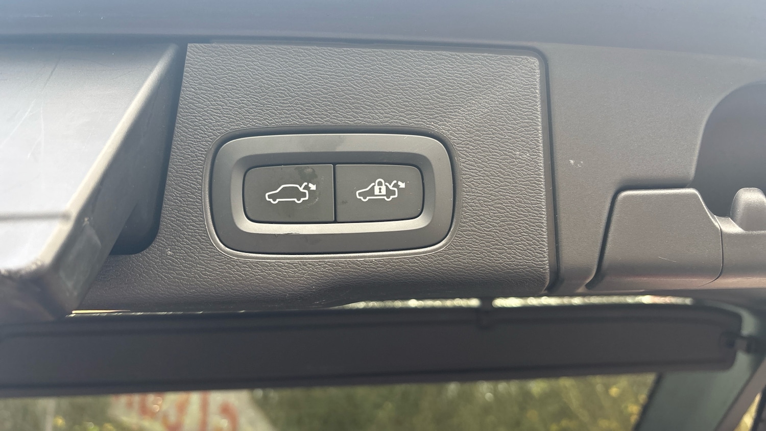 Used Volvo XC60 2023 for sale - 76653268: Photo 38