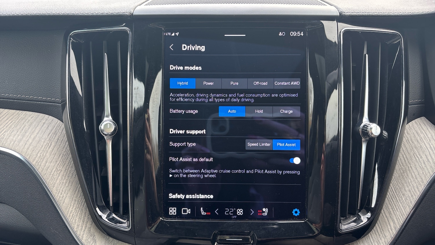 Used Volvo XC60 2023 for sale - 76653268: Photo 43