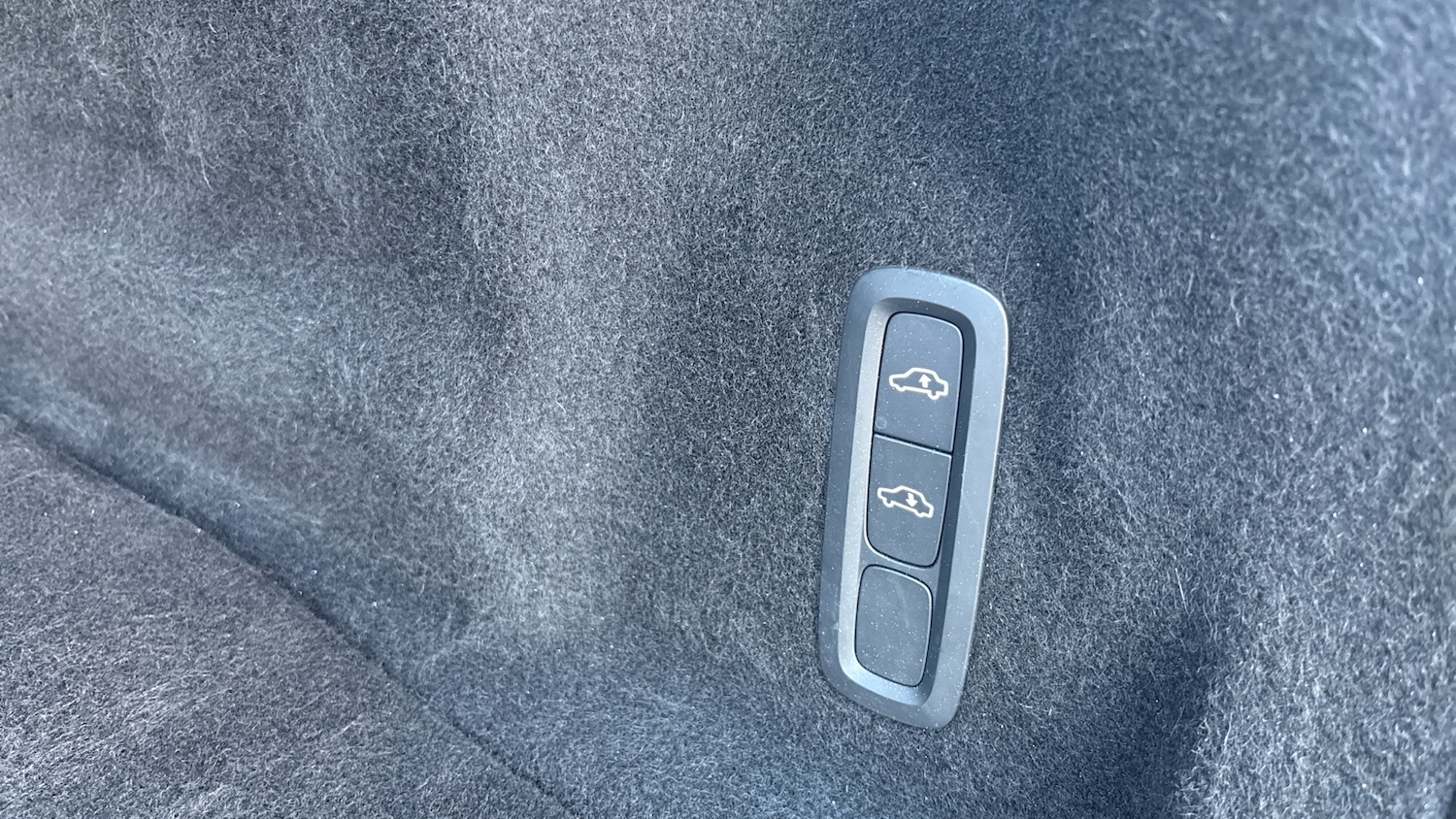 Used Volvo XC60 2023 for sale - 76653268: Photo 46