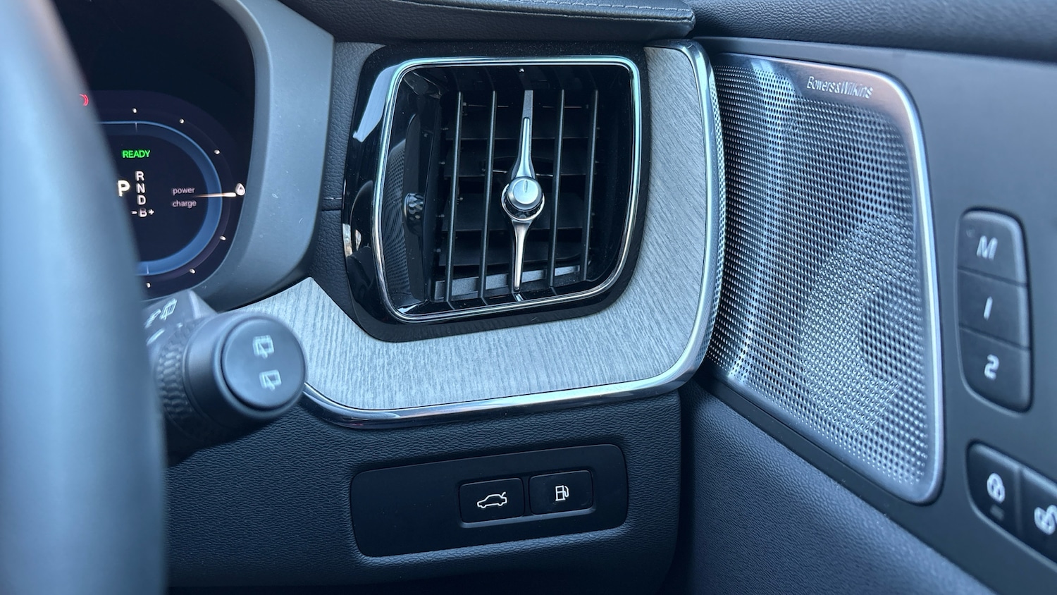 Used Volvo XC60 2023 for sale - 76653268: Photo 51