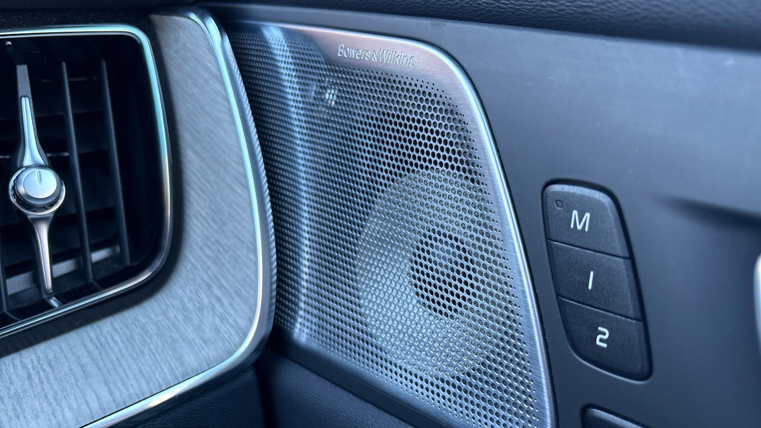 Used Volvo XC60 2023 for sale - 76653268: Photo 52