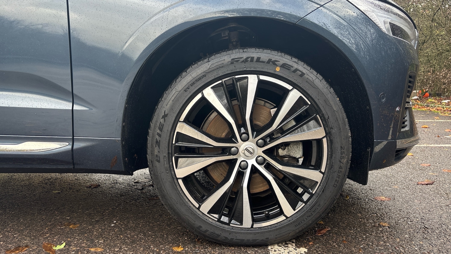 Used Volvo XC60 2023 for sale - 76653268: Photo 9