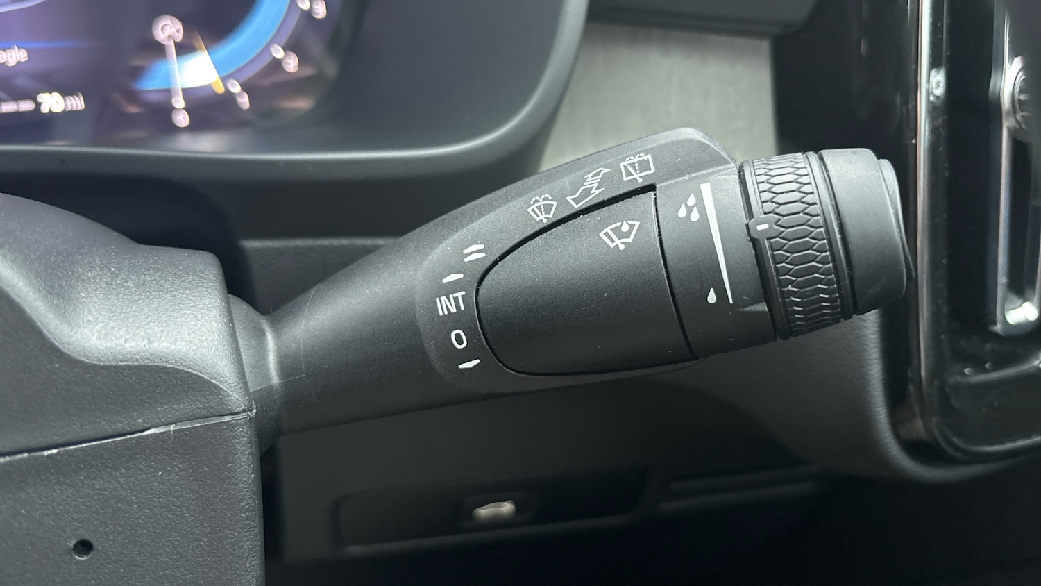 Used Volvo XC40 2025 for sale - 77445593: Photo 22