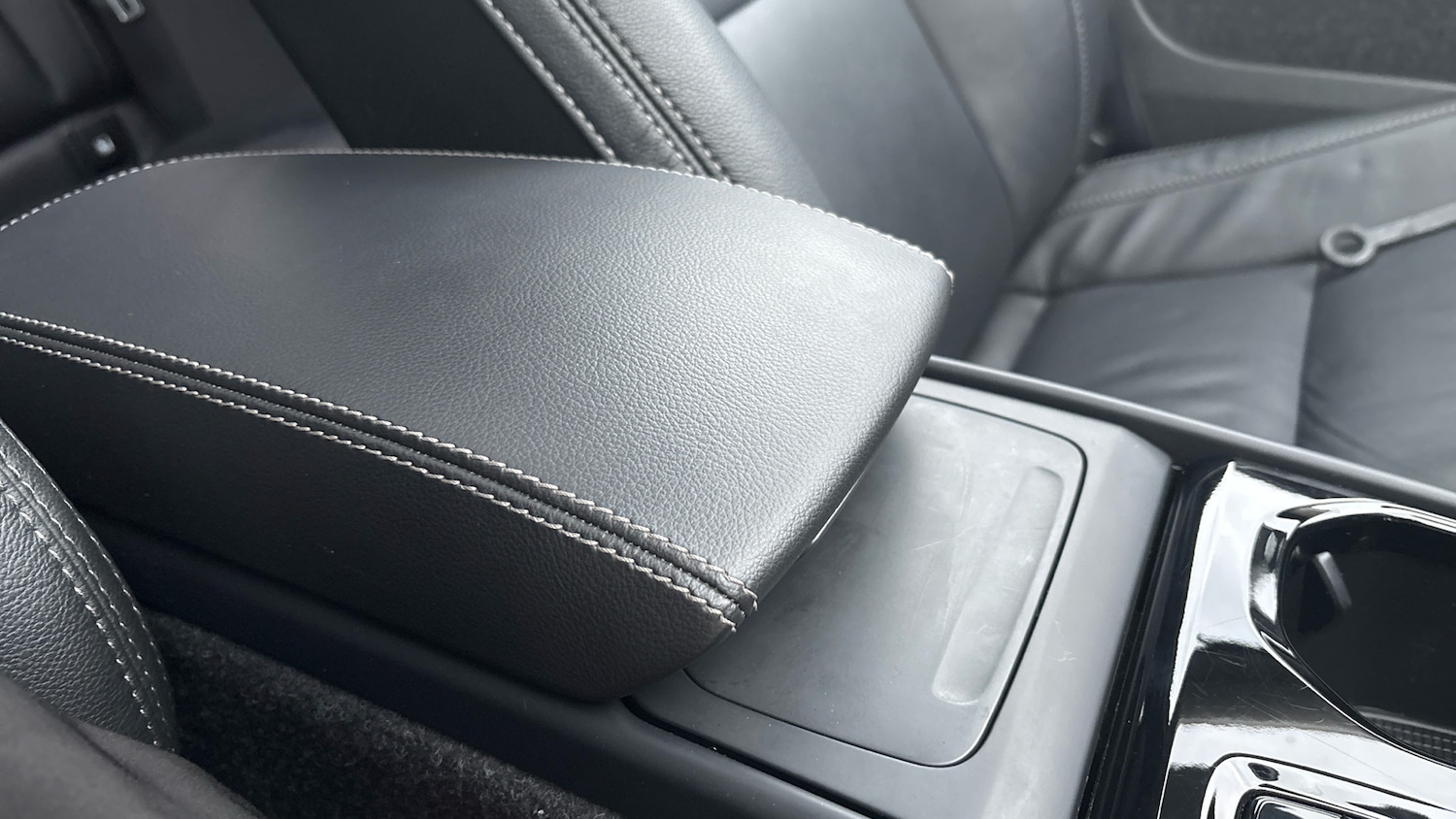 Used Volvo XC40 2025 for sale - 77445593: Photo 45