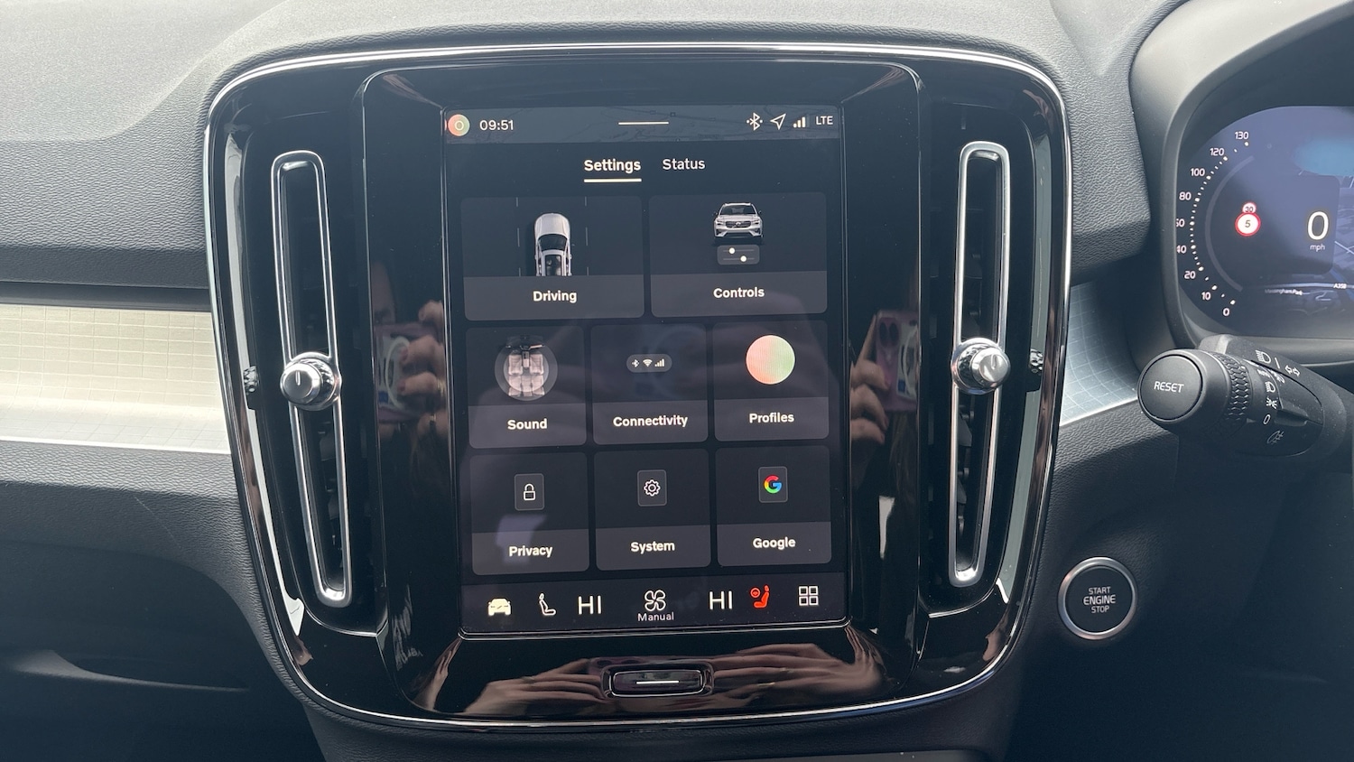 Used Volvo XC40 2025 for sale - 78176358: Photo 17