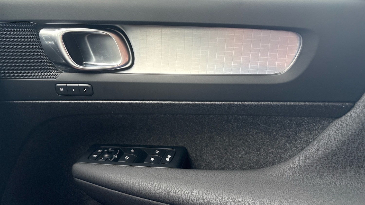 Used Volvo XC40 2025 for sale - 78176358: Photo 27