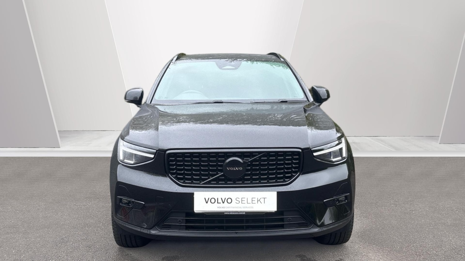 Used Volvo XC40 2025 for sale - 78176358: Photo 8