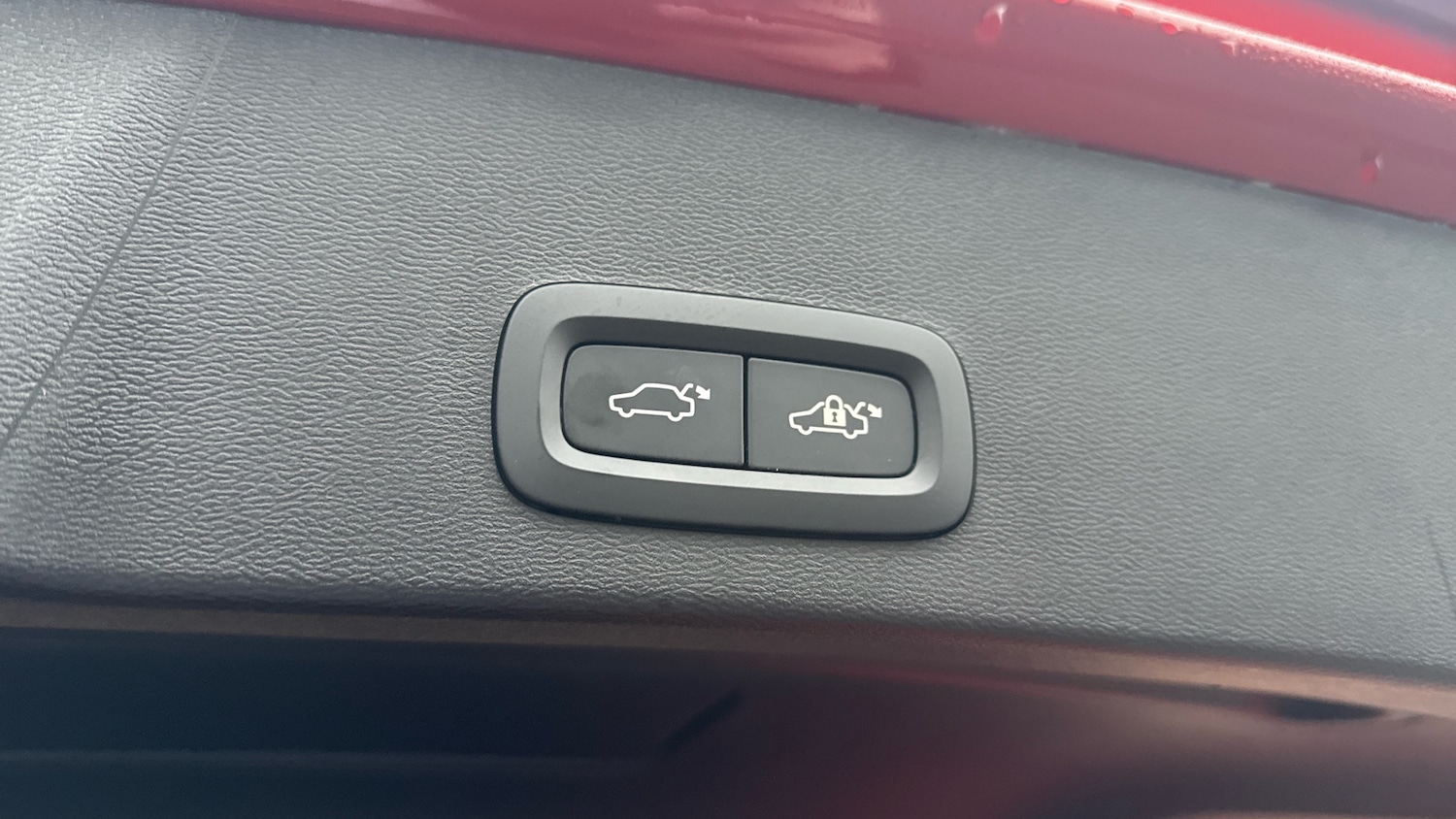 Used Volvo XC40 2024 for sale - 77186760: Photo 15