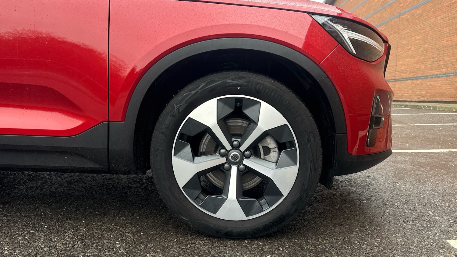 Used Volvo XC40 2024 for sale - 77186760: Photo 9