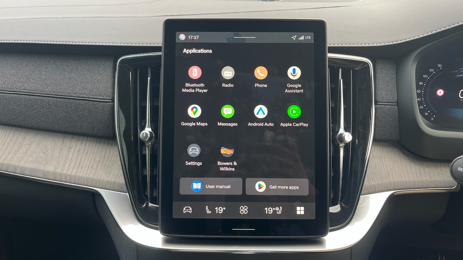 Used Volvo XC90 2025 for sale - 76653321: Photo 29