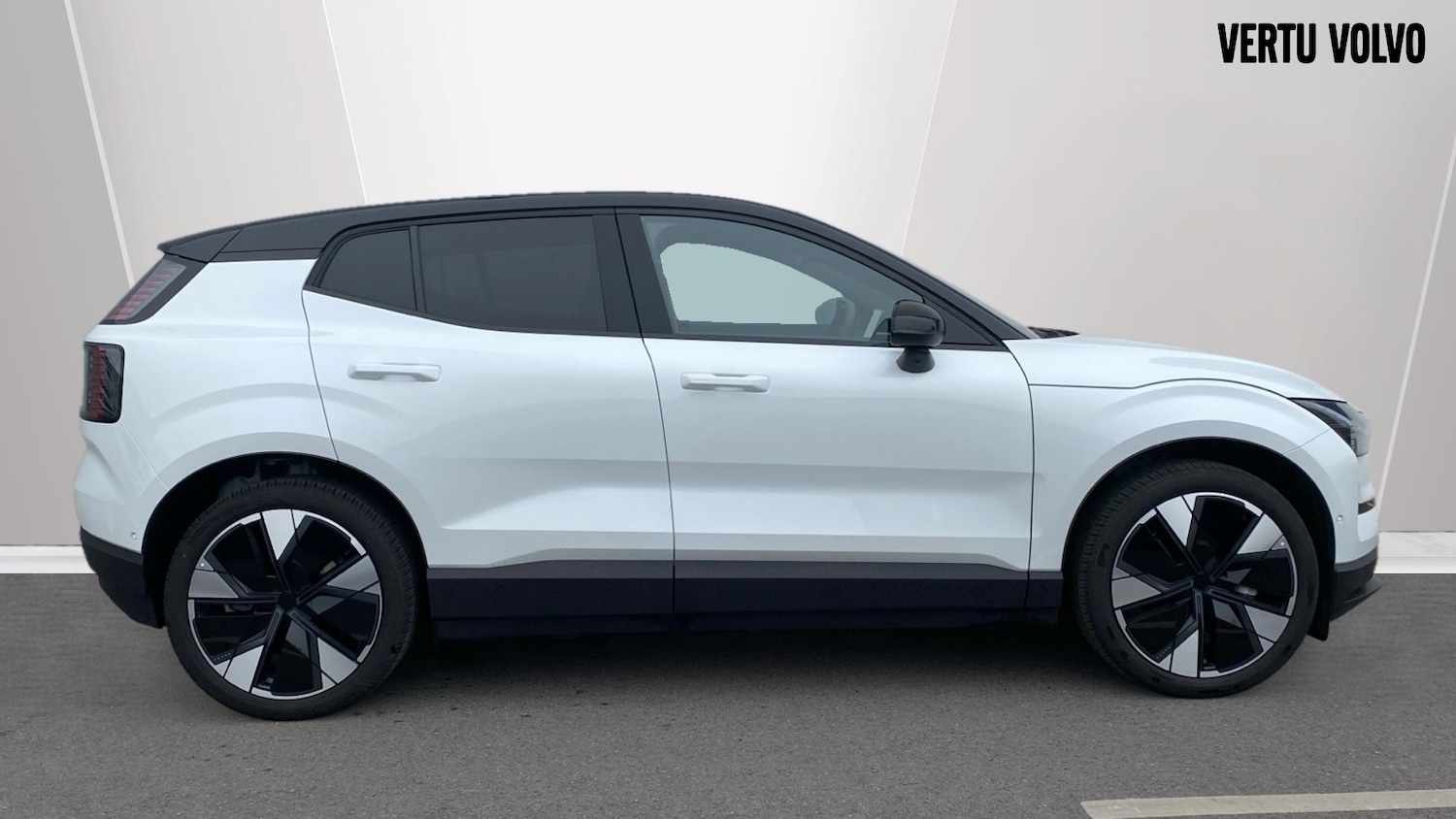 Used Volvo EX30 2025 for sale - 77446155: Photo 3