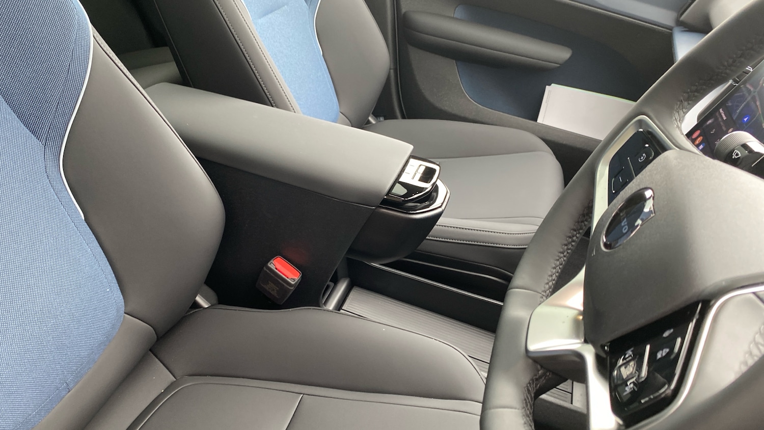 Used Volvo EX30 2025 for sale - 77446155: Photo 9