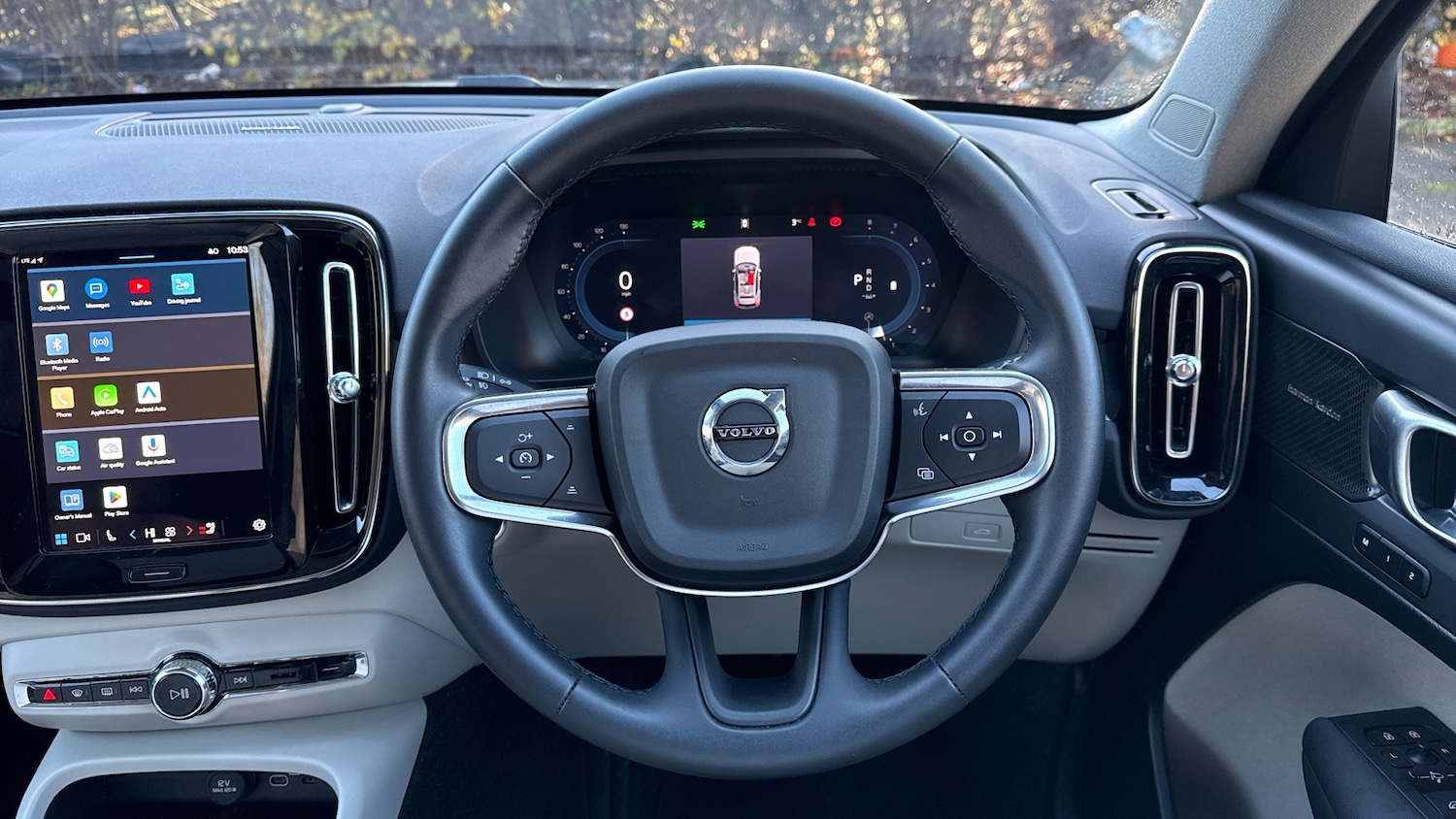 Used Volvo XC40 2025 for sale - 76818746: Photo 10