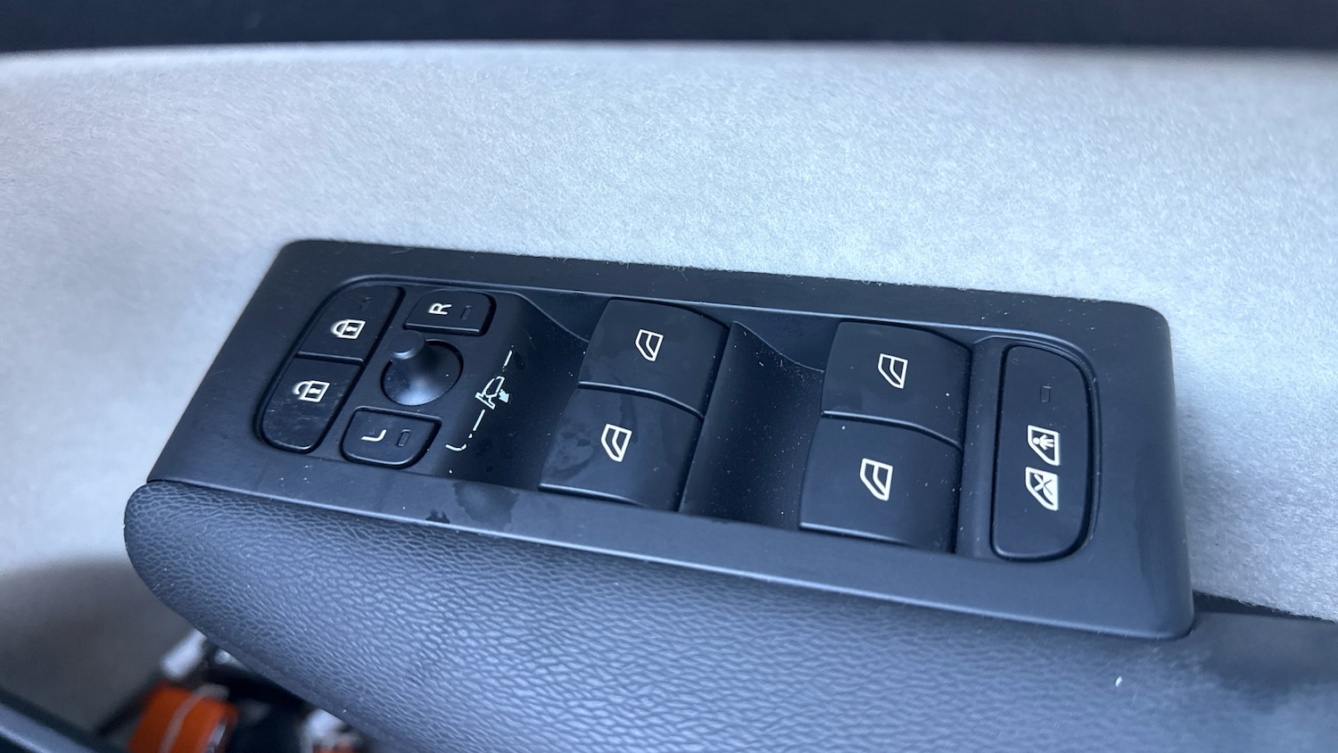 Used Volvo XC40 2025 for sale - 76818746: Photo 26