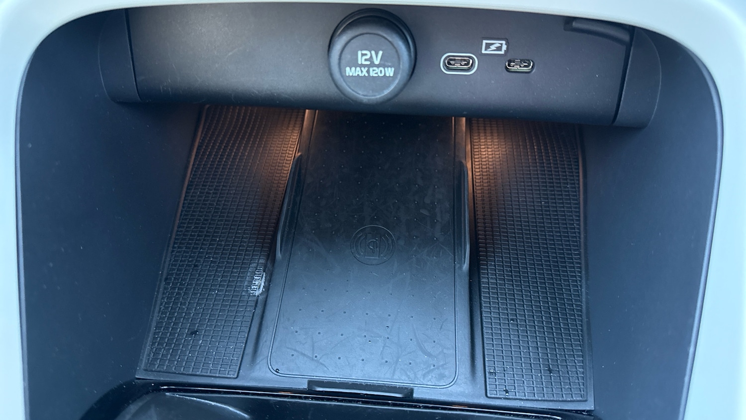 Used Volvo XC40 2025 for sale - 76818746: Photo 34