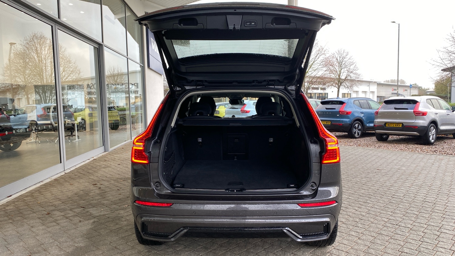 Used Volvo XC60 2025 for sale - 77323775: Photo 13