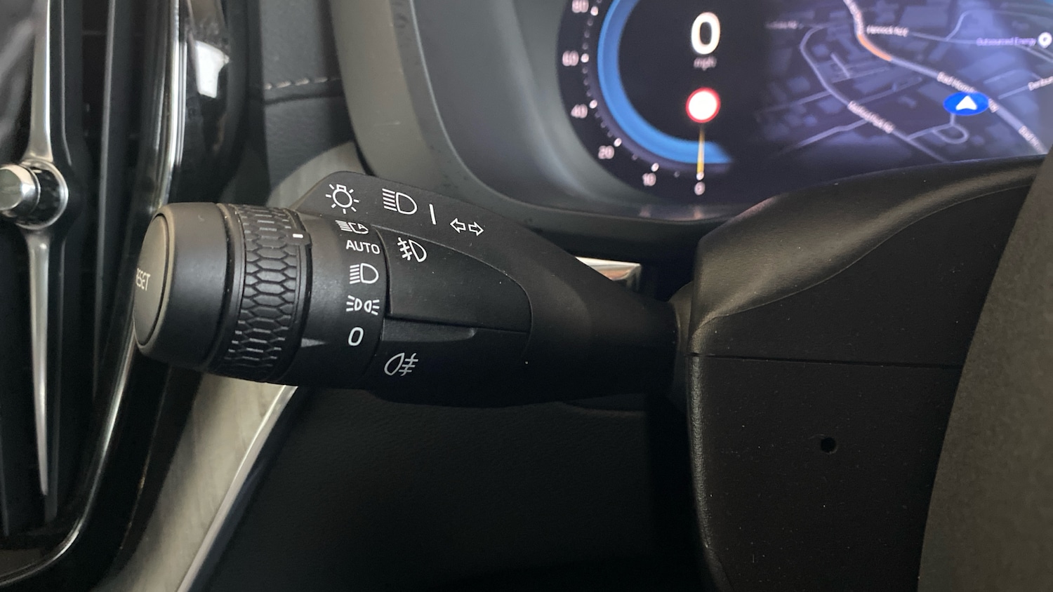 Used Volvo XC60 2025 for sale - 77323775: Photo 16