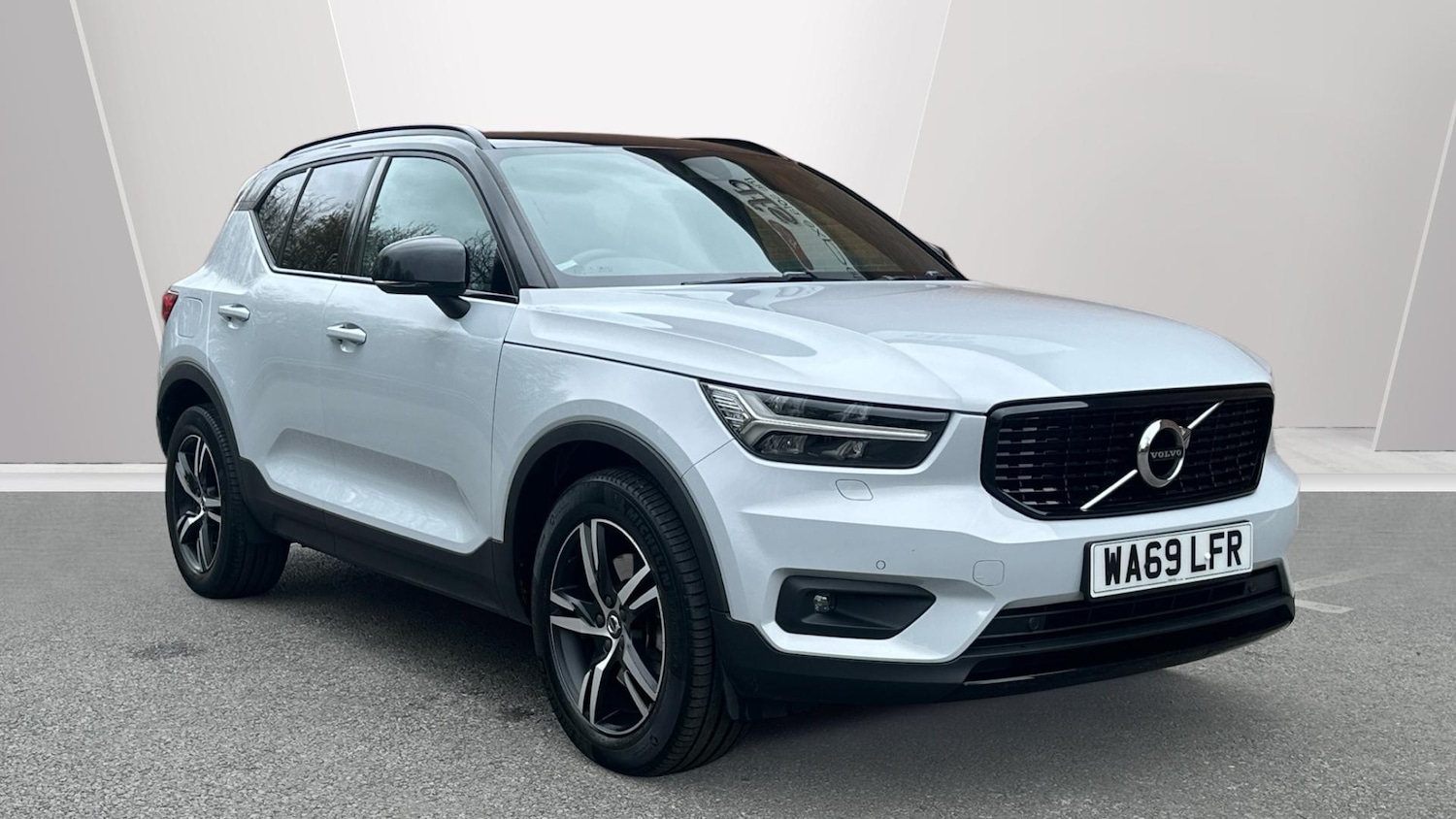 Used Volvo XC40 2019 for sale - 78211808: Photo 1