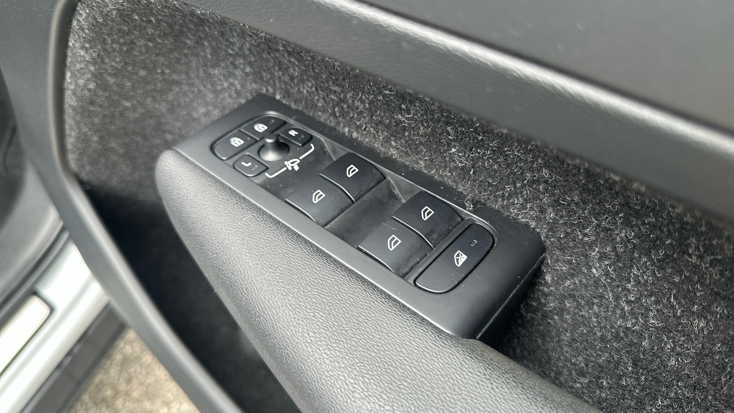 Used Volvo XC40 2019 for sale - 78211808: Photo 24