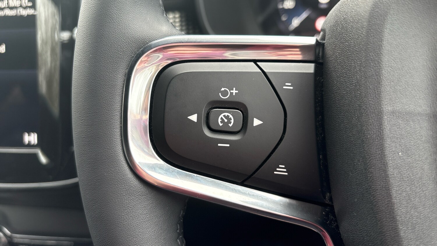 Used Volvo XC40 2021 for sale - 77742490: Photo 20