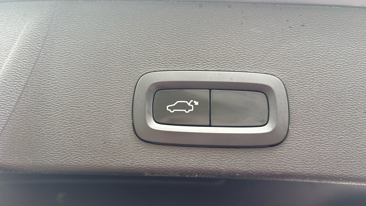 Used Volvo XC40 2021 for sale - 77742490: Photo 32