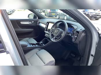 Used Volvo XC40 2024 for sale - 79731560: Photo
