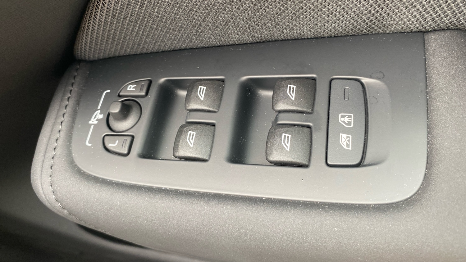 Used Volvo XC60 2025 for sale - 76653187: Photo 26