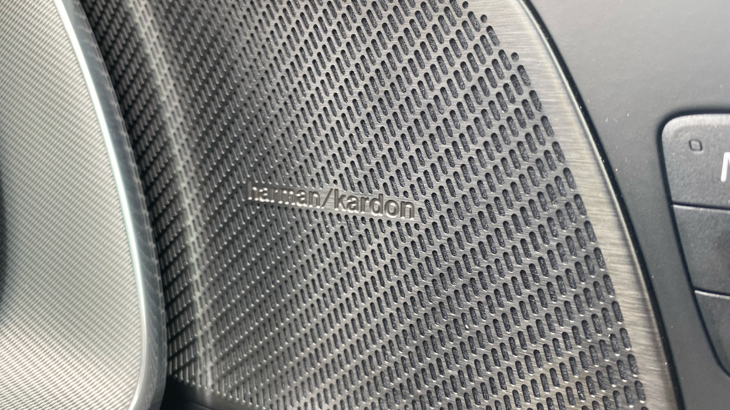 Used Volvo XC60 2025 for sale - 76653187: Photo 37