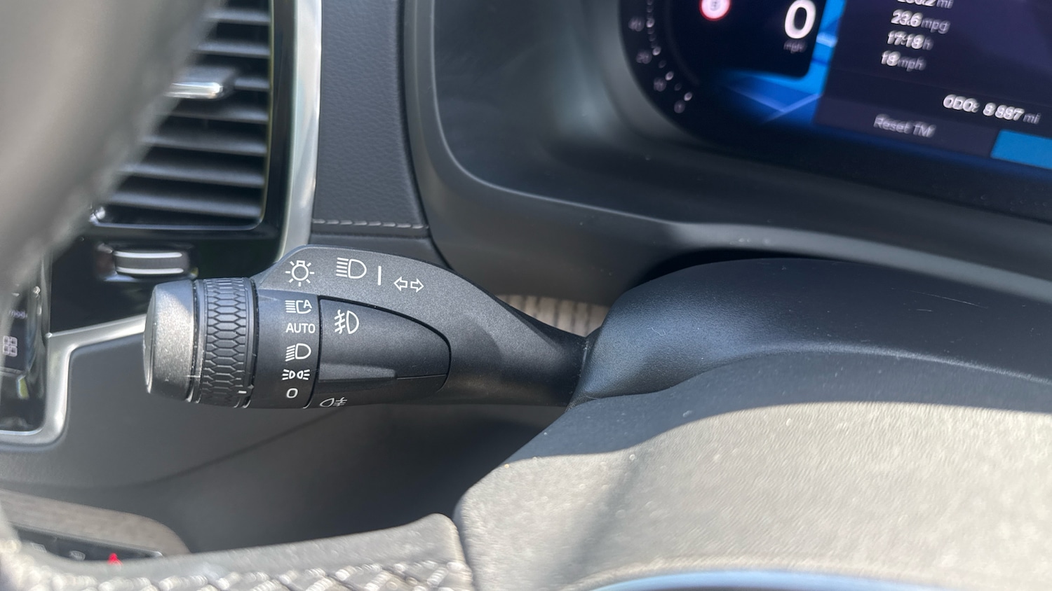 Used Volvo XC90 2023 for sale - 78176357: Photo 26