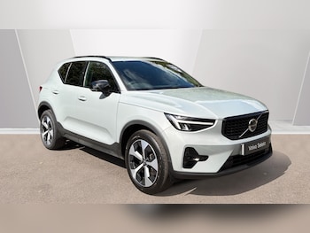 Used Volvo XC40 2025 for sale - 79380940: Photo