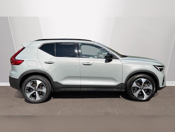 Used Volvo XC40 2025 for sale - 79380940: Photo