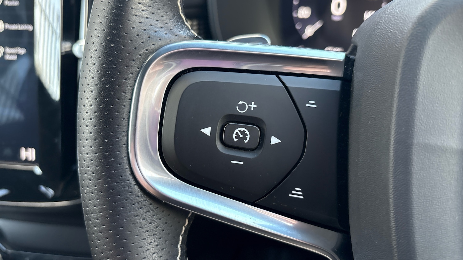 Used Volvo XC40 2020 for sale - 76979297: Photo 20