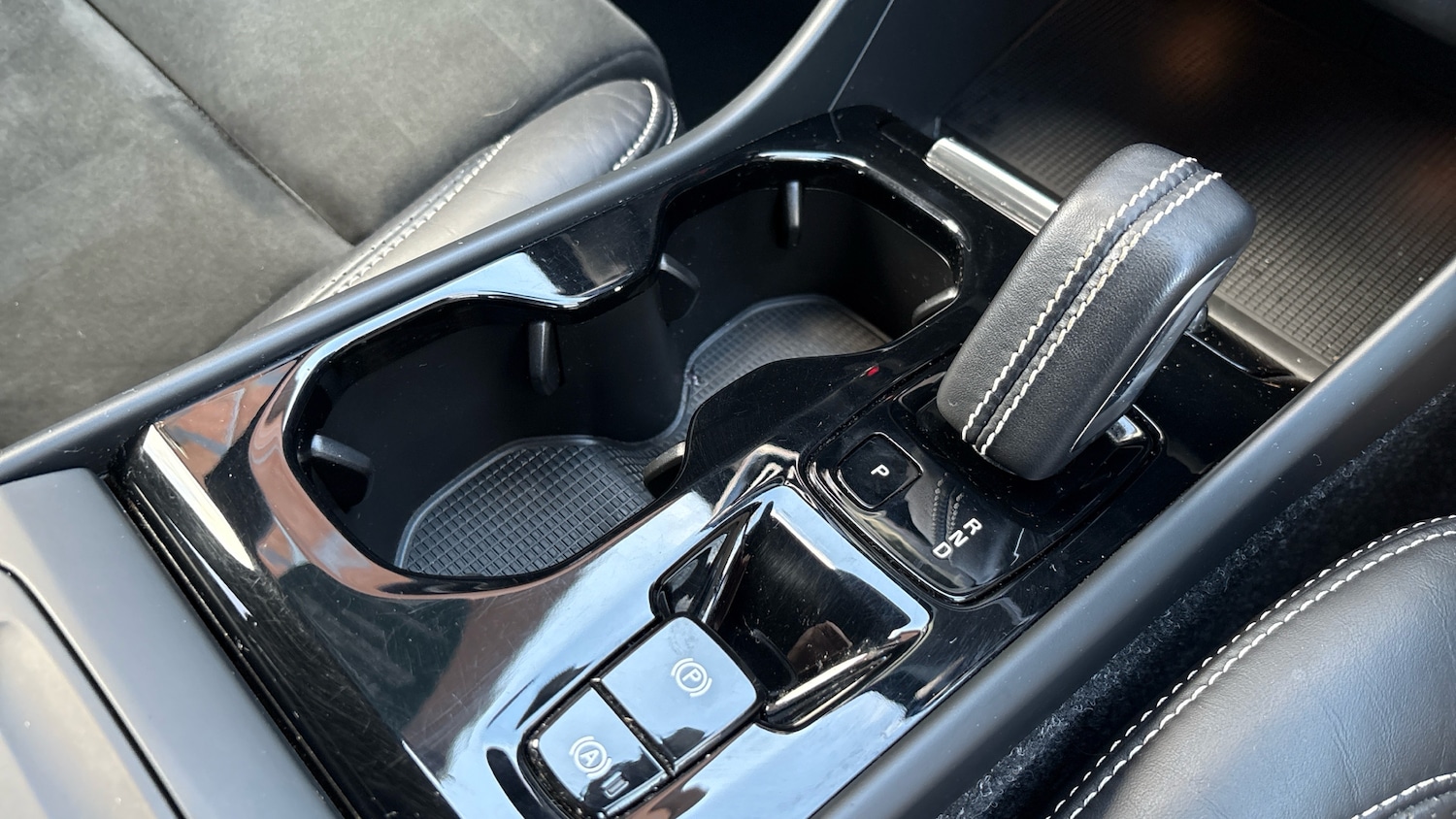 Used Volvo XC40 2020 for sale - 76979297: Photo 24