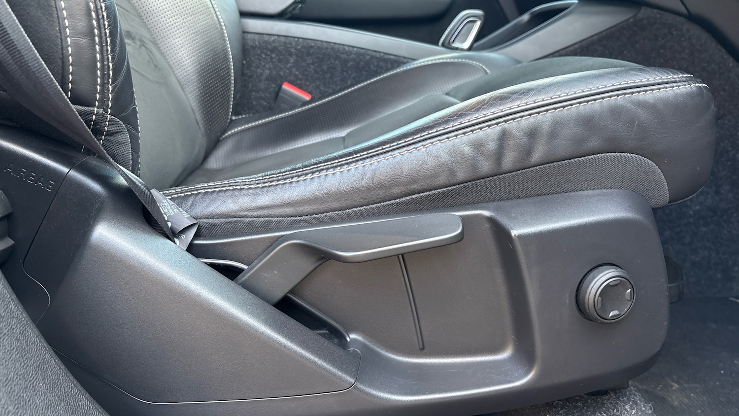 Used Volvo XC40 2020 for sale - 76979297: Photo 28