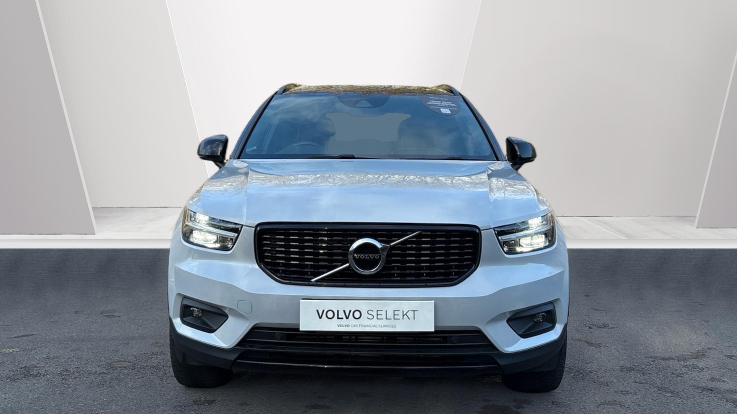 Used Volvo XC40 2020 for sale - 76979297: Photo 8