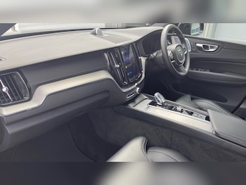 Used Volvo XC60 2024 for sale - 75428590: Photo