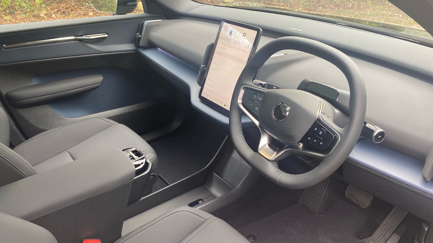 Used Volvo EX30 2025 for sale - 77446132: Photo 5