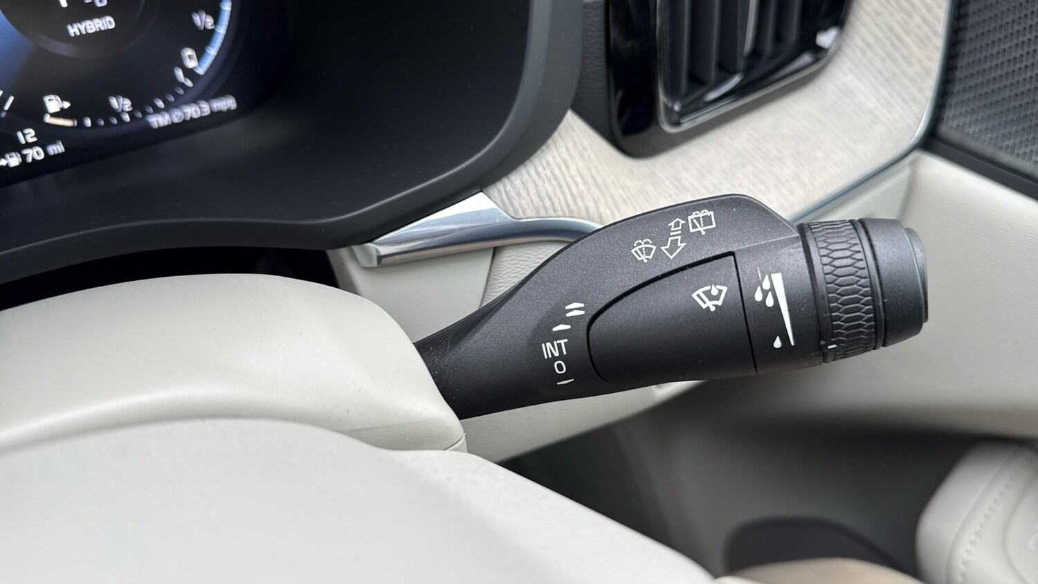 Used Volvo XC60 2021 for sale - 77983856: Photo 32