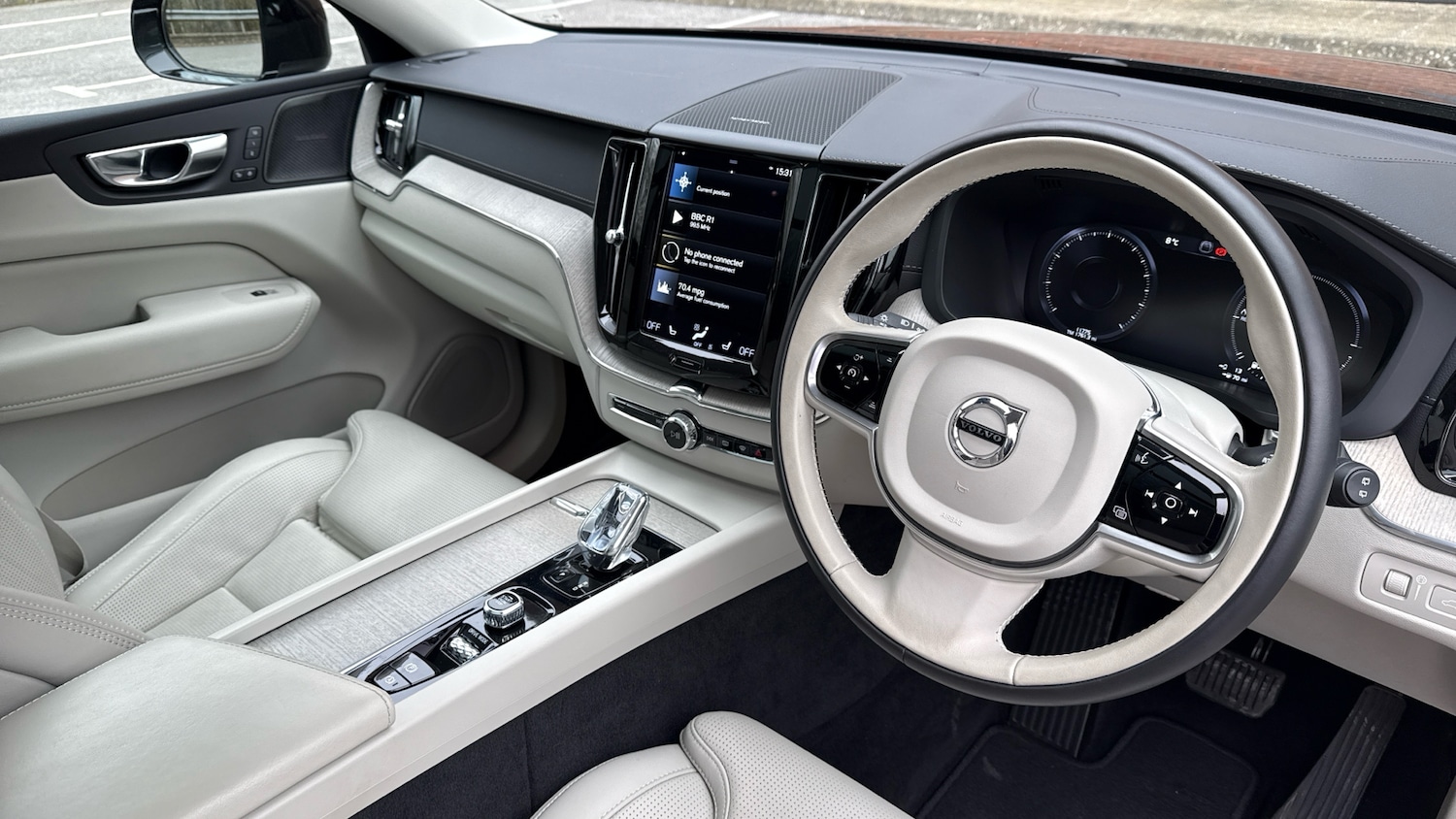 Used Volvo XC60 2021 for sale - 77983856: Photo 4