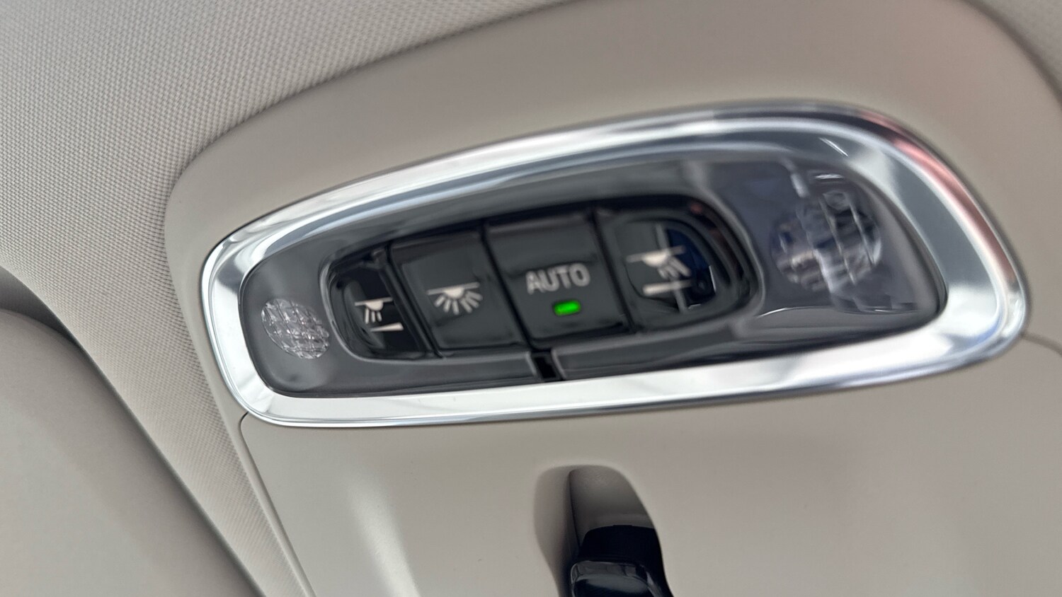 Used Volvo XC60 2021 for sale - 77983856: Photo 48