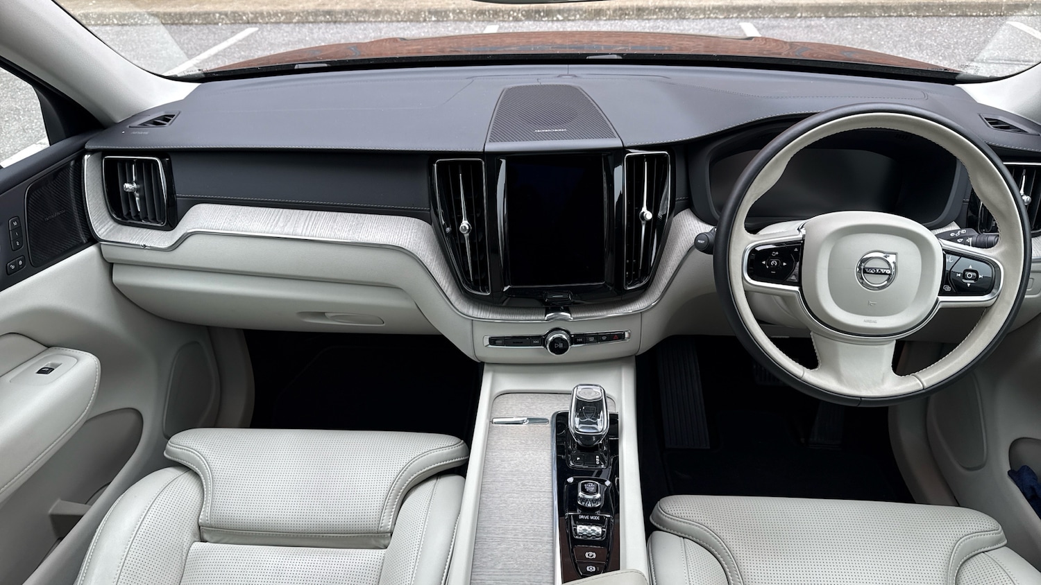 Used Volvo XC60 2021 for sale - 77983856: Photo 5