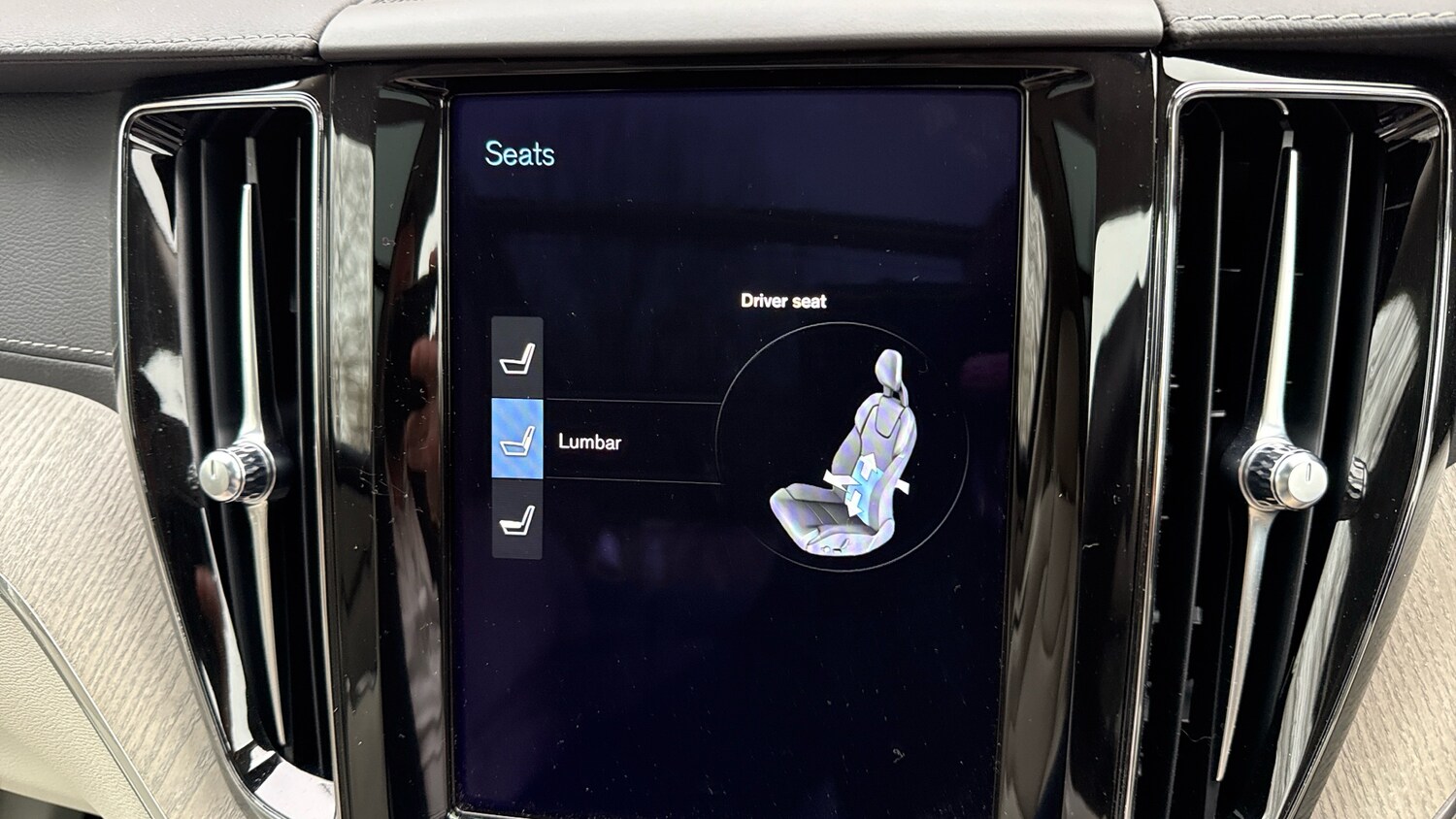 Used Volvo XC60 2021 for sale - 77983856: Photo 55