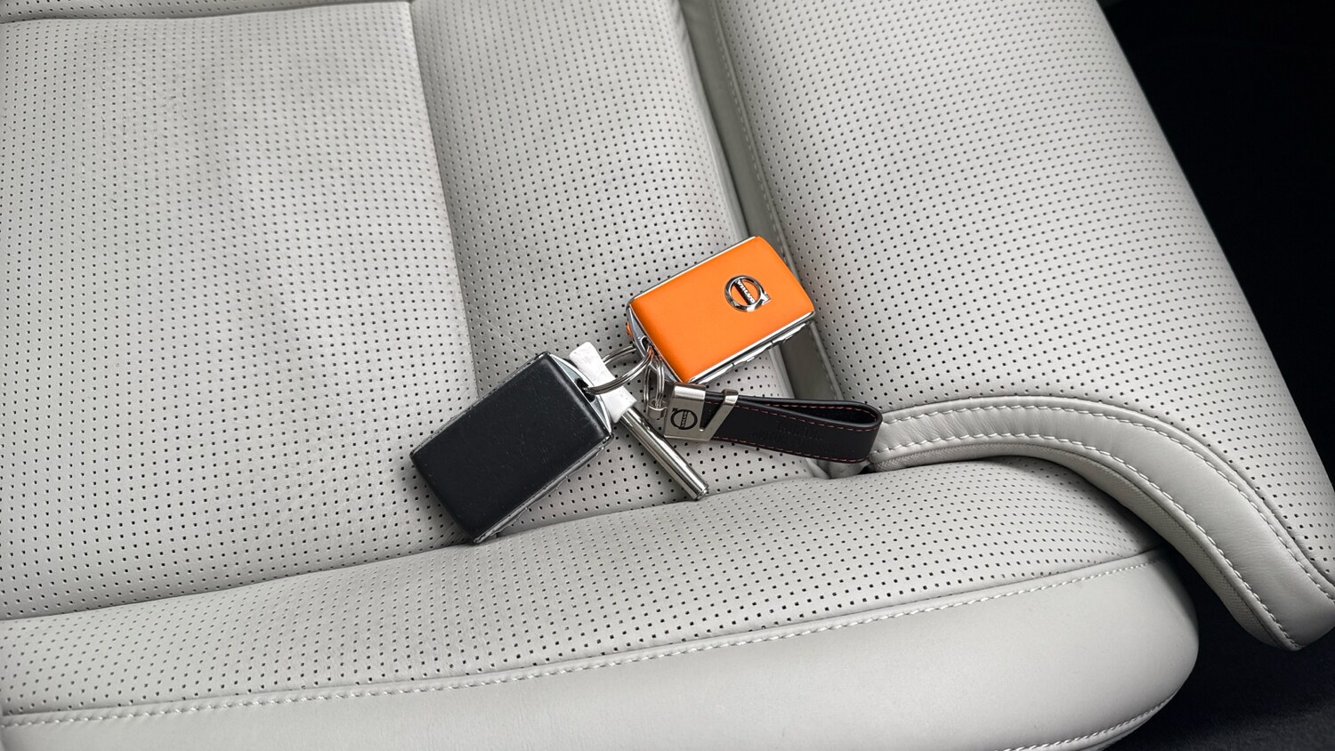 Used Volvo XC60 2021 for sale - 77983856: Photo 58