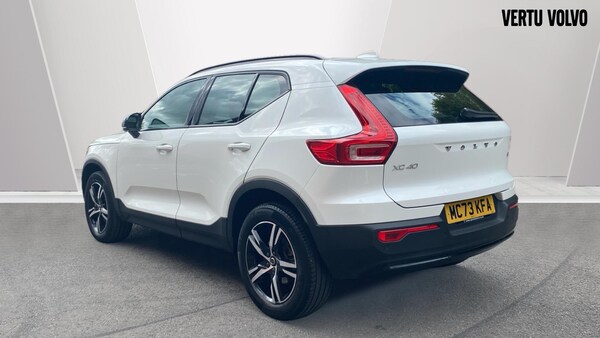 Used Volvo XC40 2023 for sale - 75686143: Photo 2