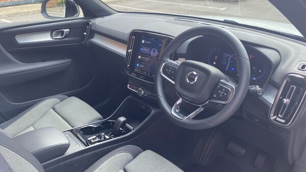 Used Volvo XC40 2023 for sale - 75686143: Photo 5