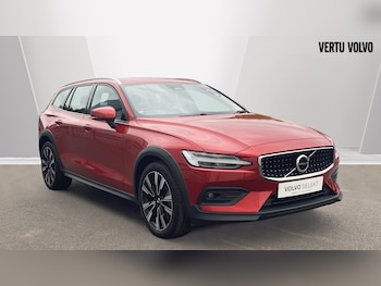 Used Volvo V60 2022 for sale - 75894358: Photo