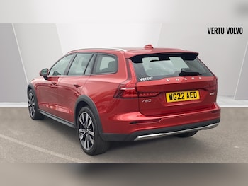 Used Volvo V60 2022 for sale - 75894358: Photo